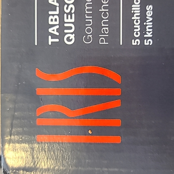 Iris gourmet cheese charcuterie board - Picture 5 of 6